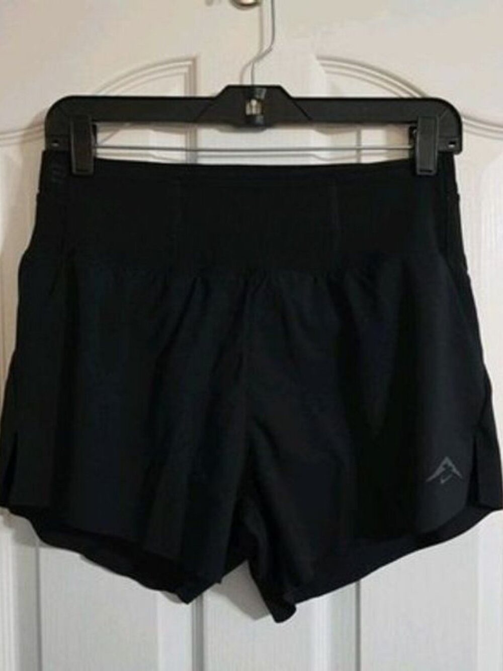 Nike Dri-FIT Trail Womens Size Small Brief-Lined Black Running Shorts HM0280-010